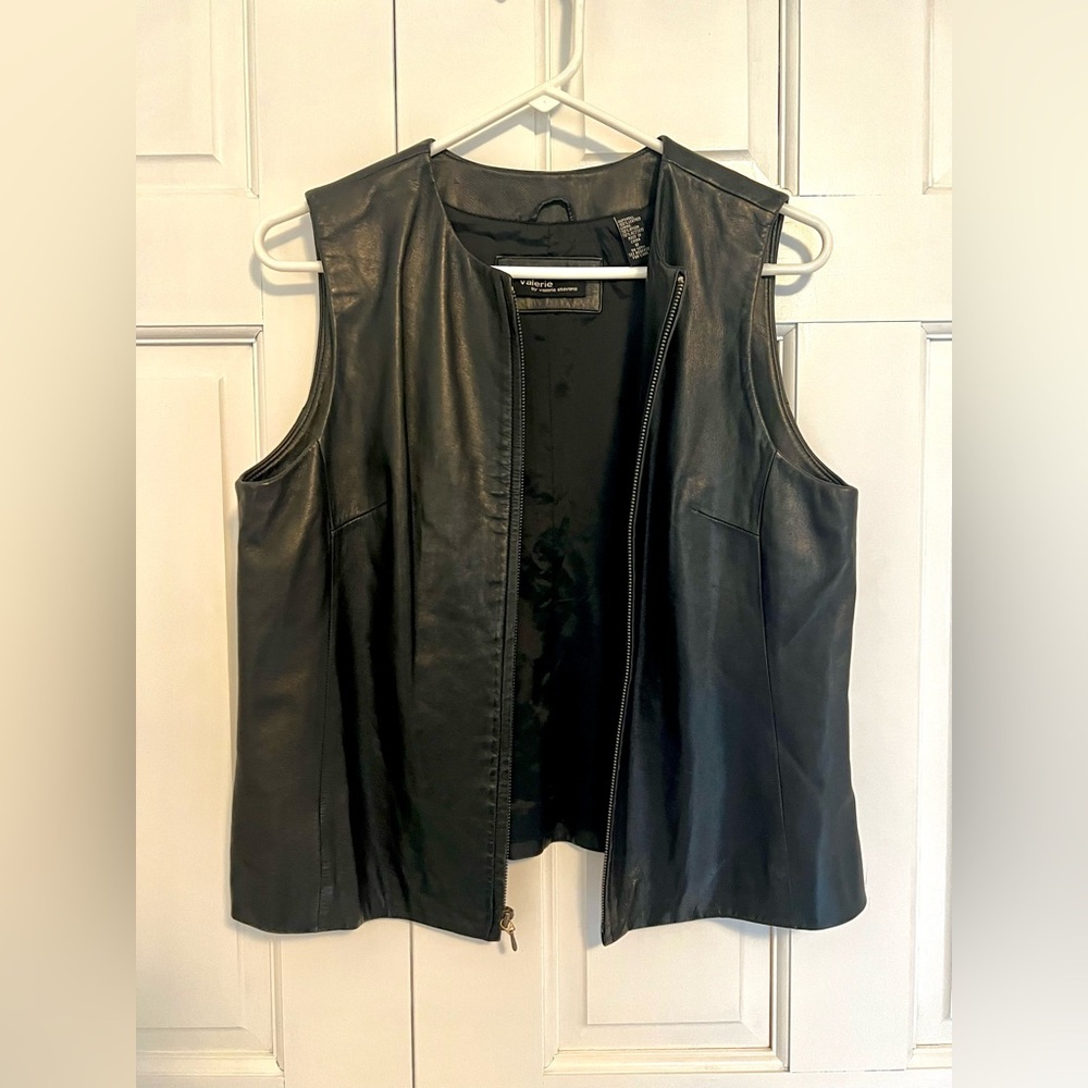 Vintage 1980s Valerie by Valerie Stevens 100% Leather Vest Classic Retro Medium